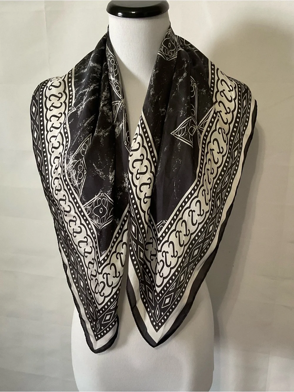 Elizabeth and James Black and White Geometric Bandana Scarf